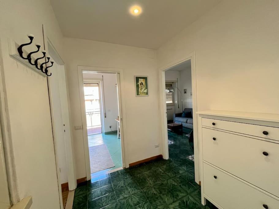 Elegante E Centrale Trilocale A Trastevere Apartment