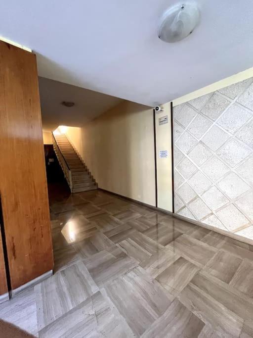 Elegante E Centrale Trilocale A Trastevere Apartment